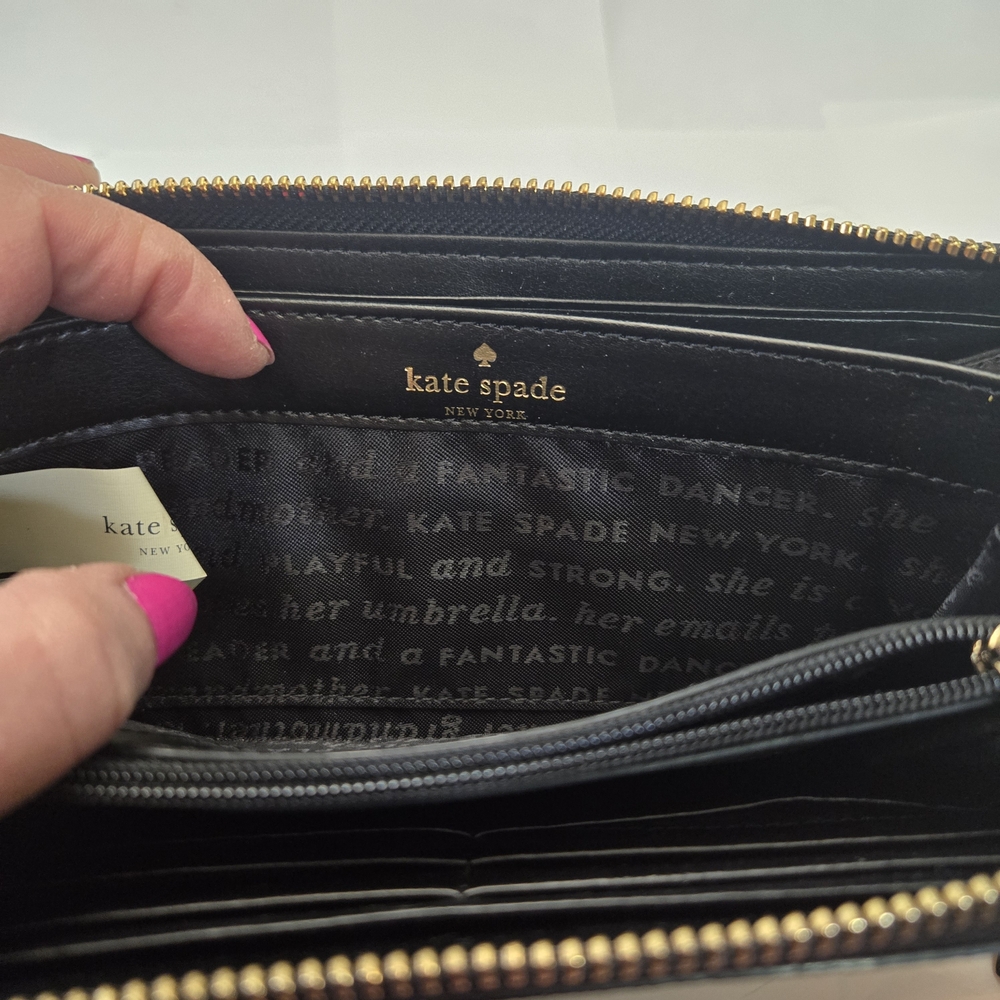 Kate Spade Bifold Black And White Swan Design Wallet - Picture 10 of 12